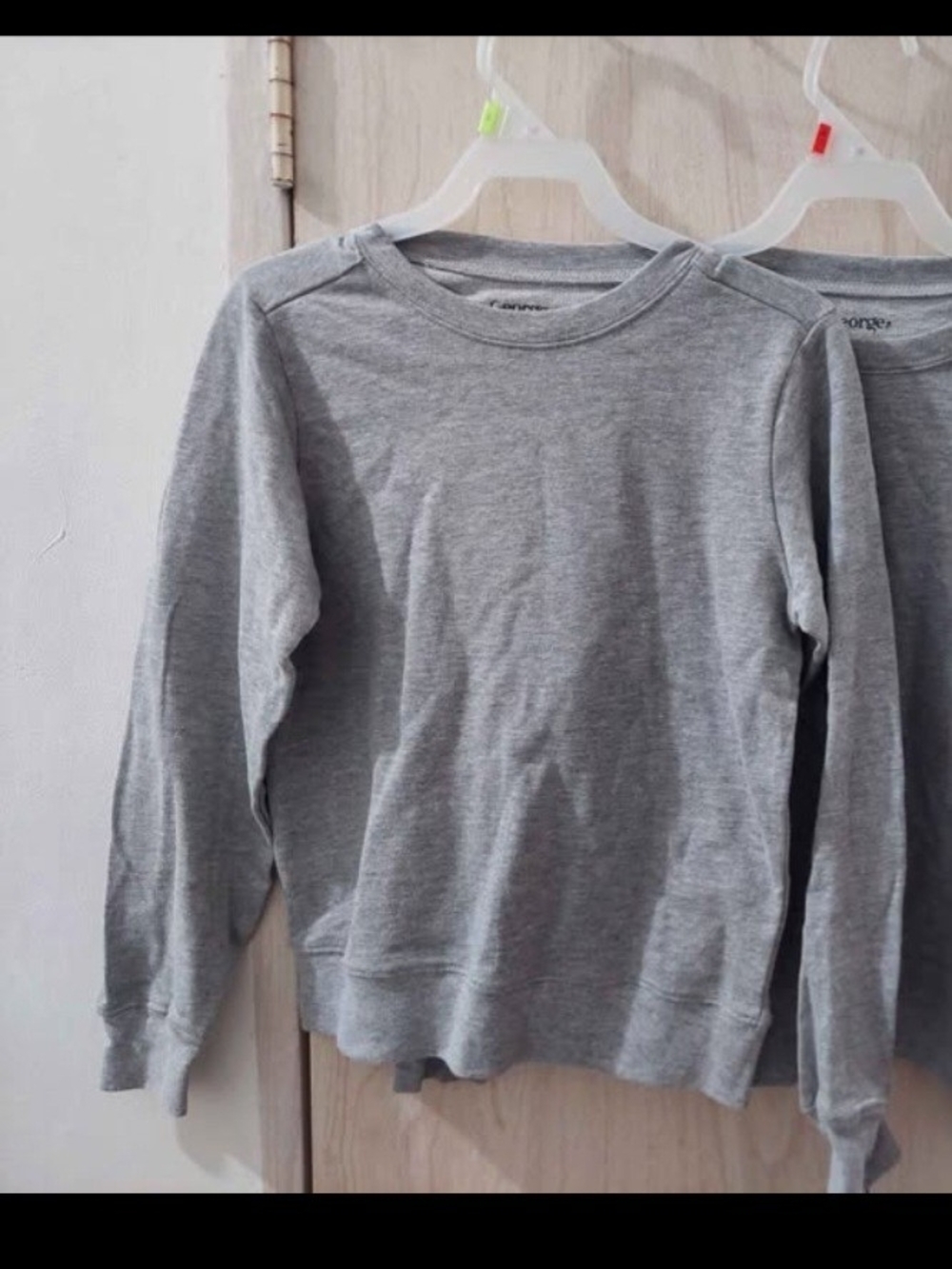 Girls Gray Basic Crewneck Sweatshirt Size 8